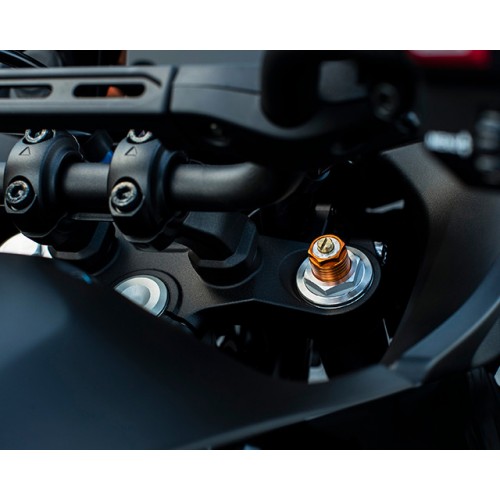 Adjustable front and rear suspension